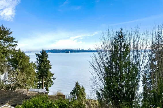 3575 Sunset Lane, West Vancouver For Sale - image 3