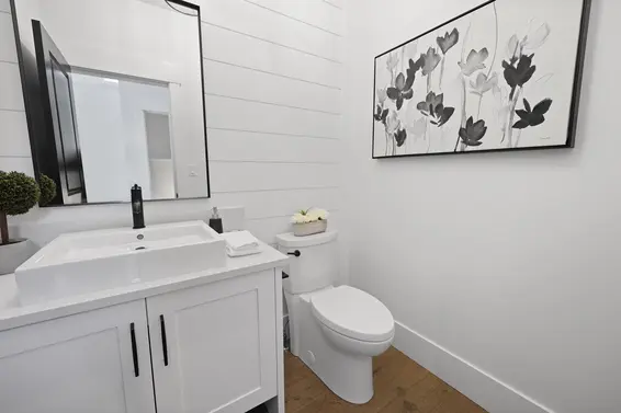 338 West 24th Street, North Vancouver For Sale - image 25