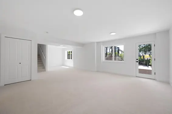 338 West 24th Street, North Vancouver For Sale - image 27