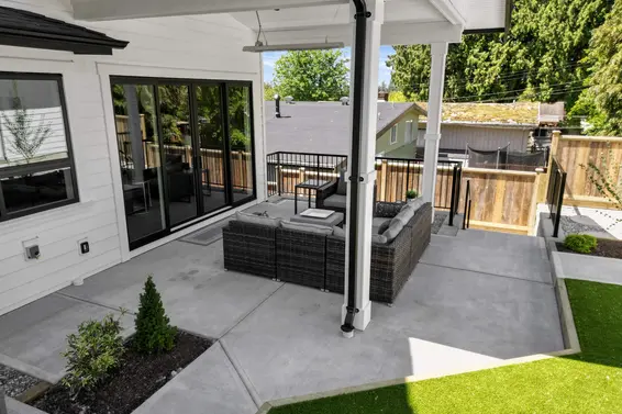338 West 24th Street, North Vancouver For Sale - image 33