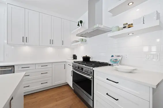 338 West 24th Street, North Vancouver For Sale - image 4