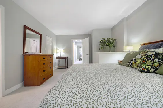 3942 Indian River Drive, North Vancouver For Sale - image 16