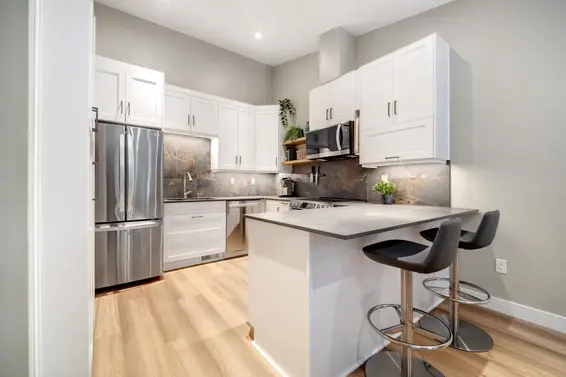 3942 Indian River Drive, North Vancouver For Sale - image 4