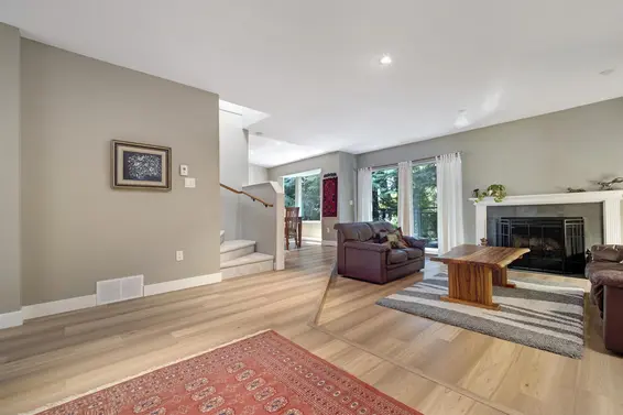 3942 Indian River Drive, North Vancouver For Sale - image 7