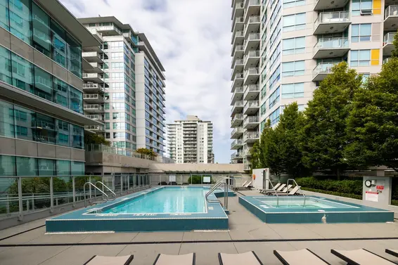 810 125 East 14th Street, North Vancouver For Sale - image 28