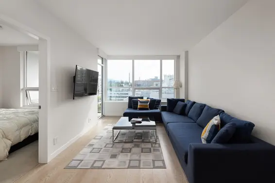 810 125 East 14th Street, North Vancouver For Sale - image 8