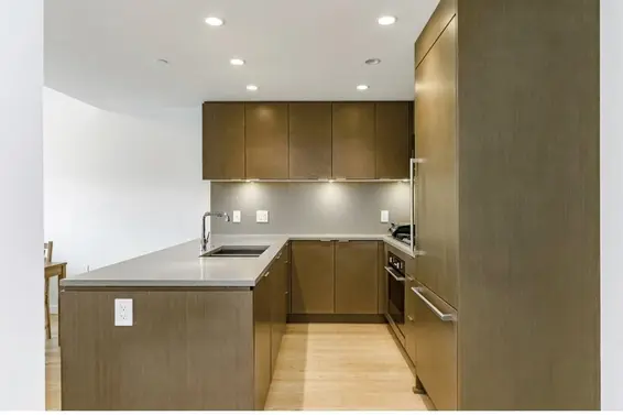 1401 112 East 13th Street, North Vancouver For Sale - image 4