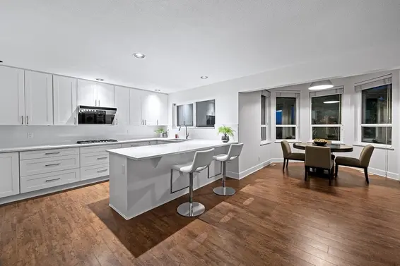4841 Meadfeild Road, West Vancouver For Sale - image 13