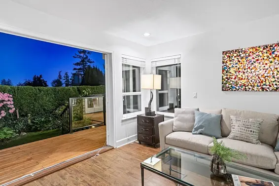 4841 Meadfeild Road, West Vancouver For Sale - image 15