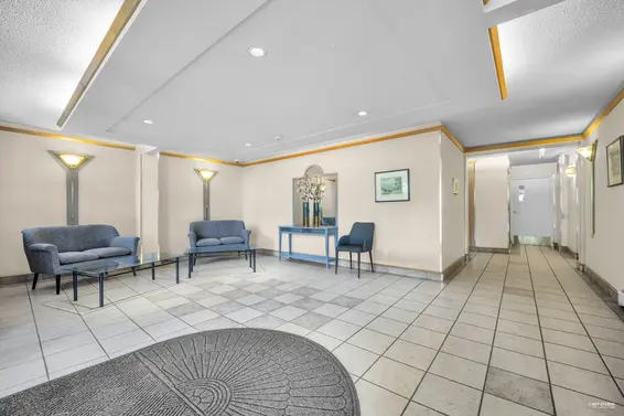 905 555 13th Street, West Vancouver For Sale - image 5