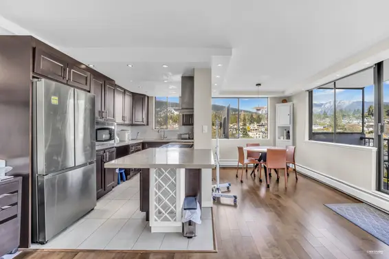 905 555 13th Street, West Vancouver For Sale - image 9