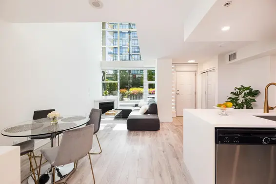TH8 168 East Esplanade Avenue, North Vancouver For Sale - image 10
