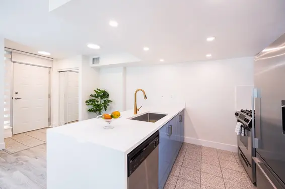 TH8 168 East Esplanade Avenue, North Vancouver For Sale - image 11
