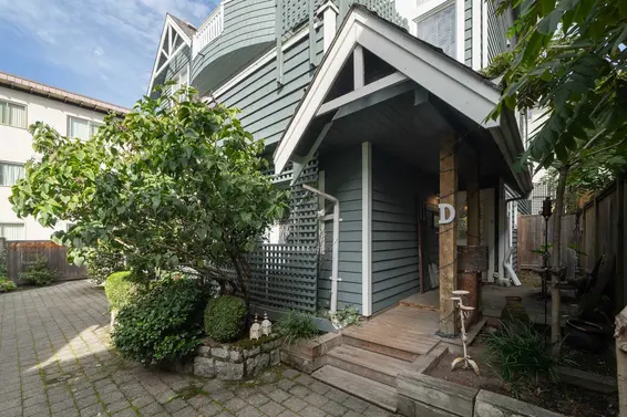 D 136 West 4th Street, North Vancouver For Sale - image 3