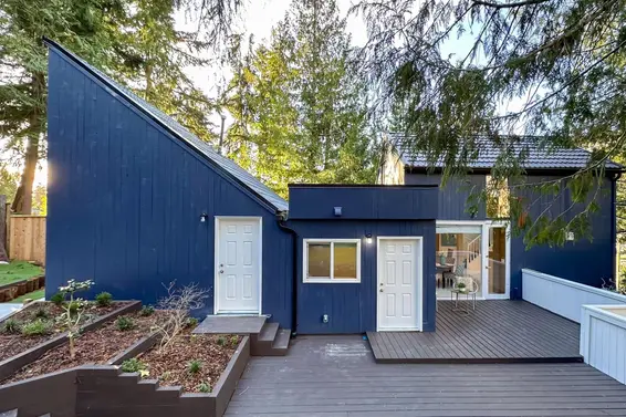 5791 Telegraph Trail, West Vancouver