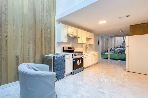 5791 Telegraph Trail, West Vancouver For Sale - image 22