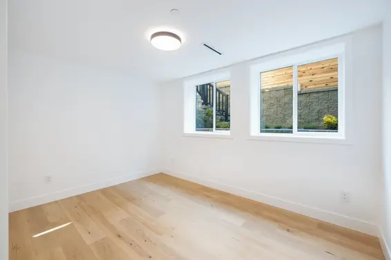 263 West 6th Street, North Vancouver For Sale - image 12