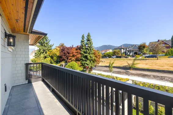 263 West 6th Street, North Vancouver For Sale - image 21