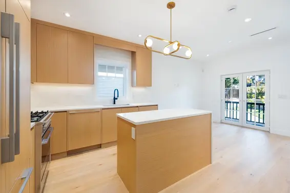 263 West 6th Street, North Vancouver For Sale - image 8