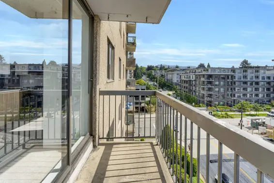 607 145 St. Georges Avenue, North Vancouver For Sale - image 35