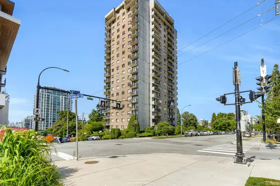 607 145 St. Georges Avenue, North Vancouver For Sale - image 39