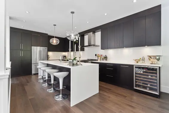 3761 Edgemont Boulevard, North Vancouver For Sale - image 7