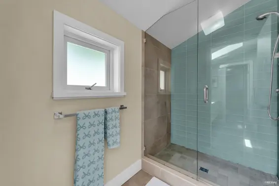 866 20th Street, West Vancouver For Sale - image 26