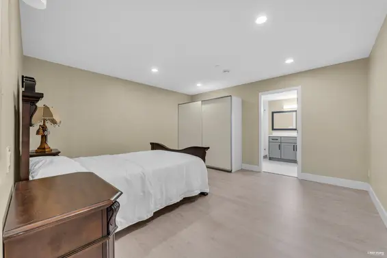 866 20th Street, West Vancouver For Sale - image 30