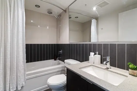 188 Chesterfield Avenue, North Vancouver For Sale - image 28
