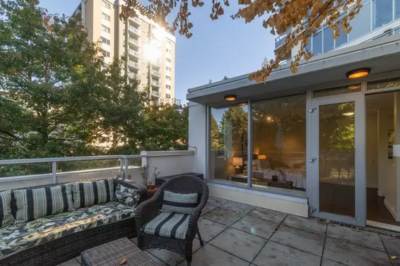 188 Chesterfield Avenue, North Vancouver For Sale - image 34