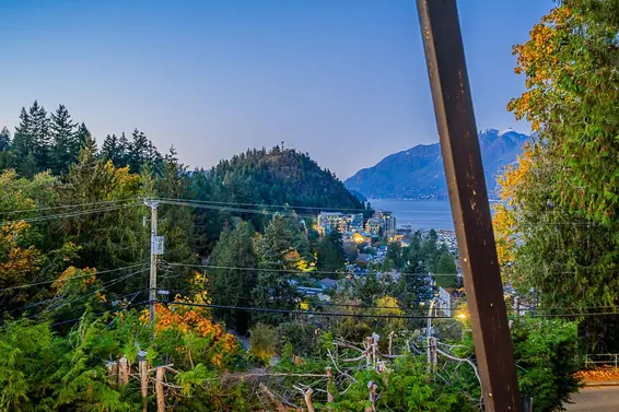 6446 Marine Drive, West Vancouver For Sale - image 24