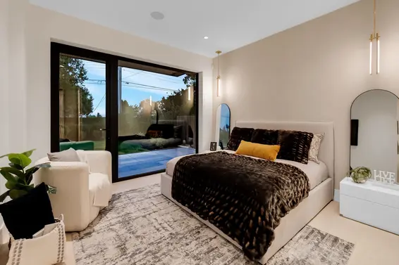 2423 Mathers Avenue, West Vancouver For Sale - image 18
