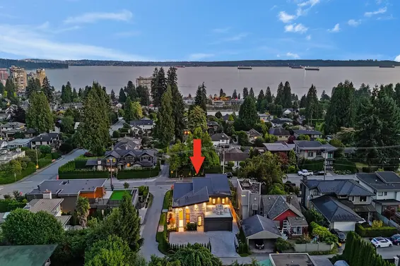 2423 Mathers Avenue, West Vancouver For Sale - image 39