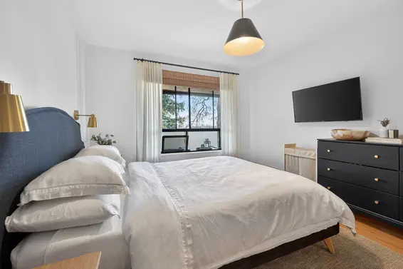 330 210 West 2nd Street, North Vancouver For Sale - image 21