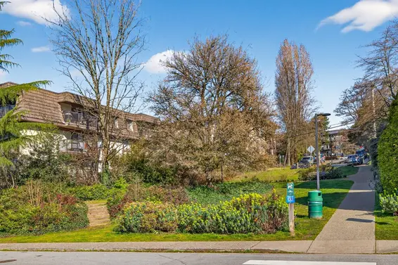 330 210 West 2nd Street, North Vancouver For Sale - image 29