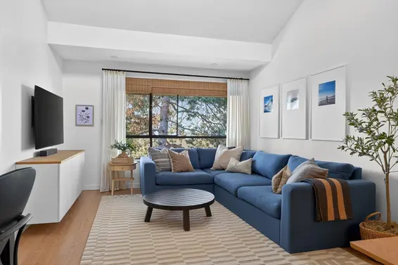 330 210 West 2nd Street, North Vancouver For Sale - image 9