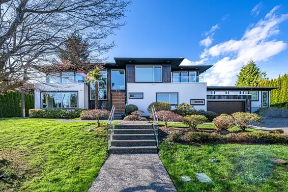 985 Eyremount Drive, West Vancouver