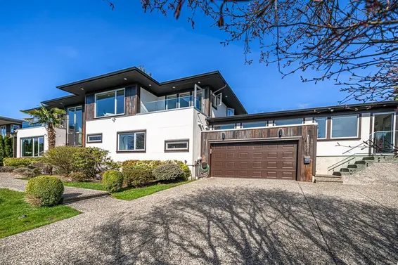 985 Eyremount Drive, West Vancouver For Sale - image 2