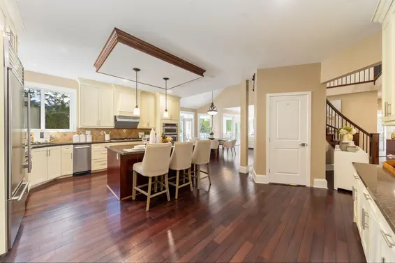 316 Moyne Drive, West Vancouver For Sale - image 13