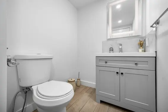 5520 Huckleberry Lane, North Vancouver For Sale - image 32
