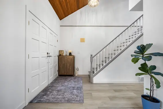 5520 Huckleberry Lane, North Vancouver For Sale - image 6
