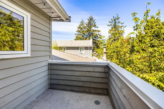 303 1528 Bowser Avenue, North Vancouver For Sale - image 21