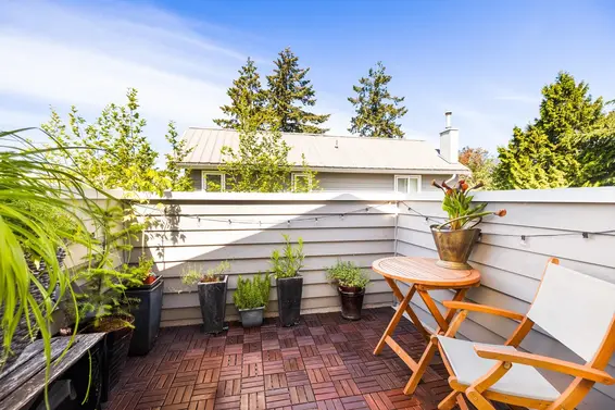 303 1528 Bowser Avenue, North Vancouver For Sale - image 4