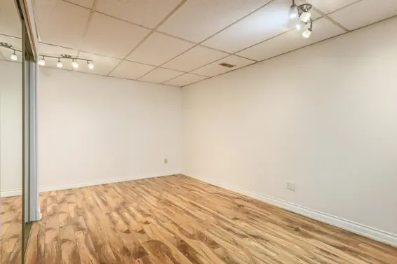 1352 East 16th Street, North Vancouver For Sale - image 33