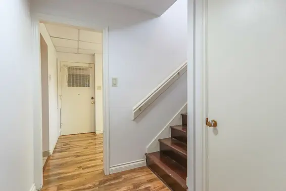1352 East 16th Street, North Vancouver For Sale - image 38