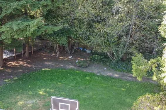 1352 East 16th Street, North Vancouver For Sale - image 6