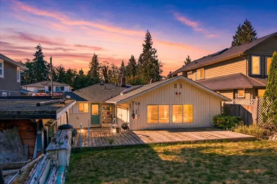 3040 Paisley Road, North Vancouver For Sale - image 3