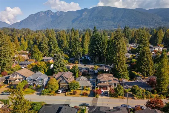 3040 Paisley Road, North Vancouver For Sale - image 30