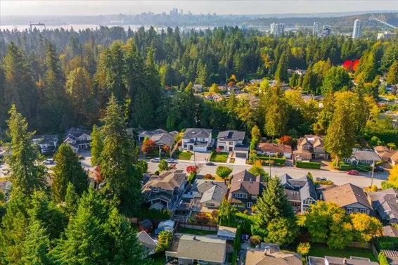 3040 Paisley Road, North Vancouver For Sale - image 35