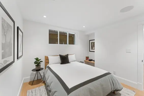 4904 Chalet Place, North Vancouver For Sale - image 33